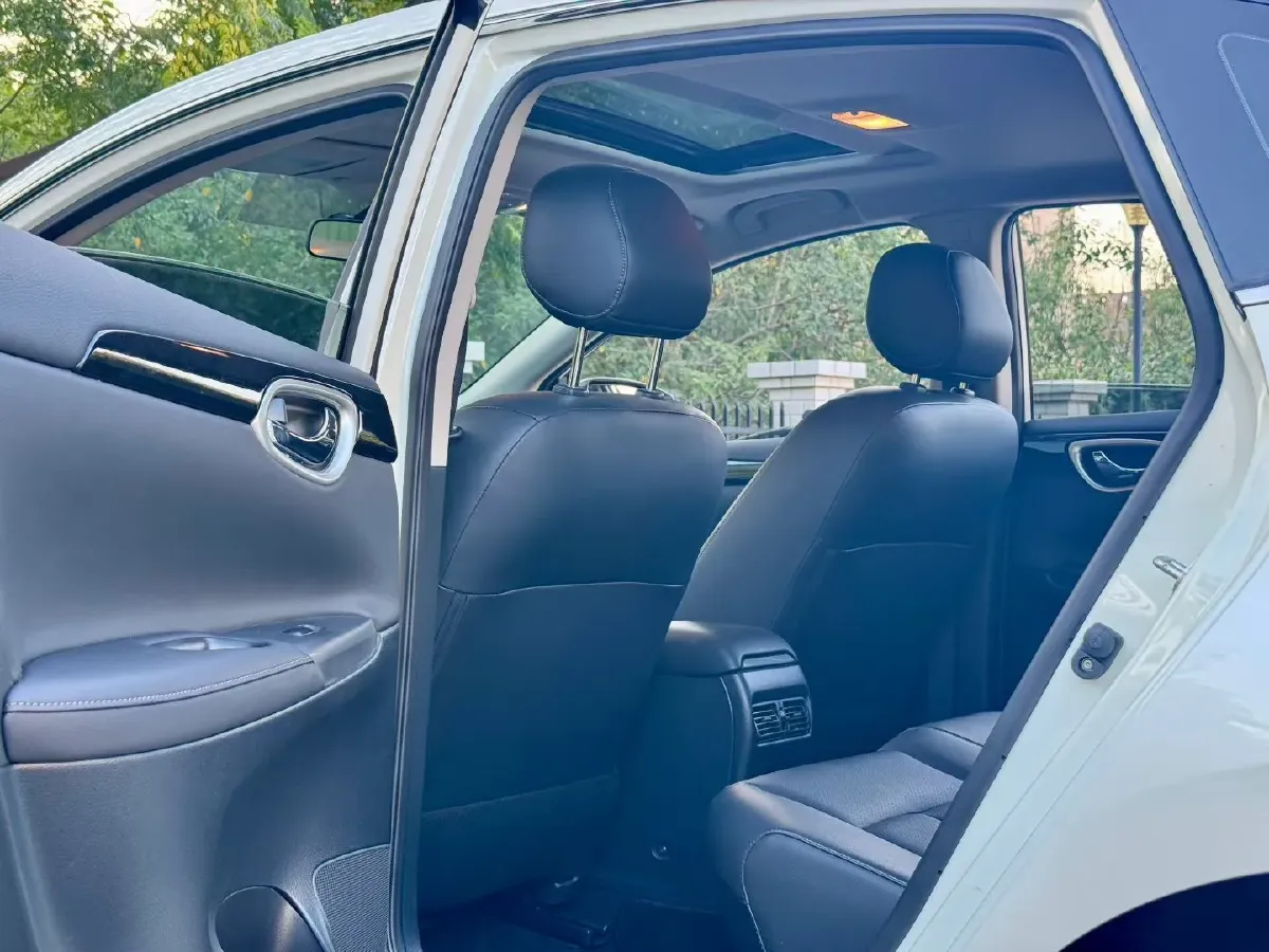 2021 Nissan Sylphy 1.6L 122HP L4 CVT,autocango,china used car exporter,china ev exporter,chinese used car exporter,chinese used ev exporter