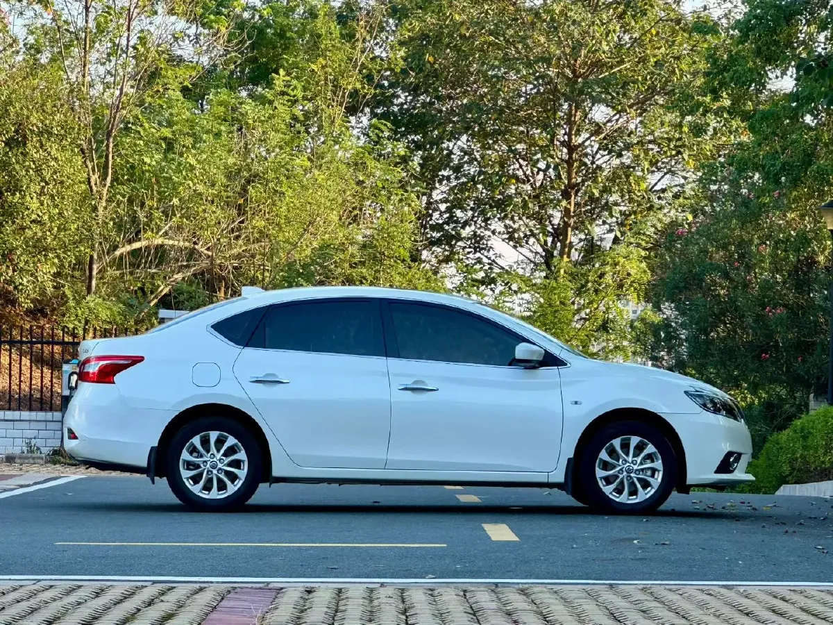 2021 Nissan Sylphy 1.6L 122HP L4 CVT,autocango,china used car exporter,china ev exporter,chinese used car exporter,chinese used ev exporter