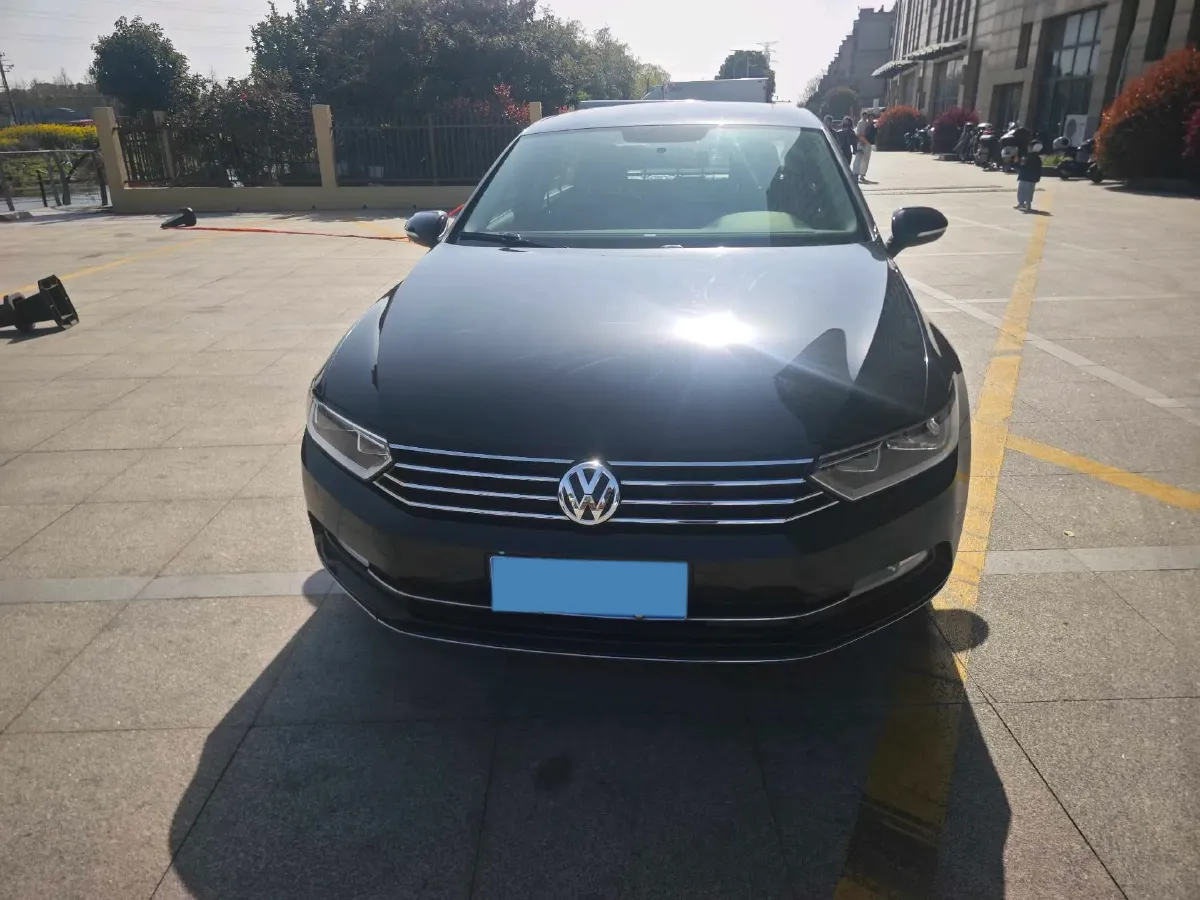 2018 Volkswagen Magotan 1.4T 150HP L4 7DCT,autocango,china used car exporter,china ev exporter,chinese used car exporter,chinese used ev exporter
