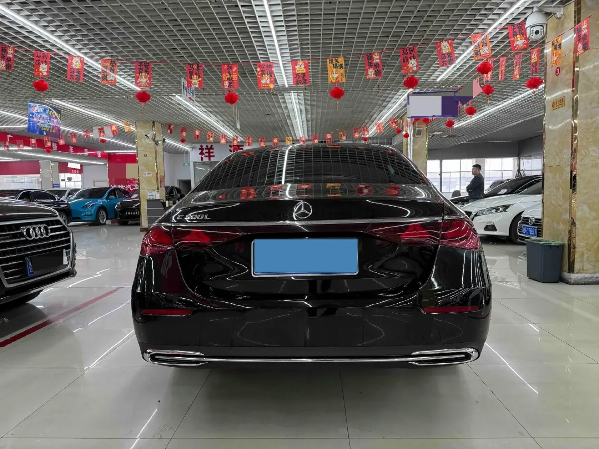 2025 Mercedes-Benz E Class 2.0T 258HP L4 9AT,autocango,china used car exporter,china ev exporter,chinese used car exporter,chinese used ev exporter