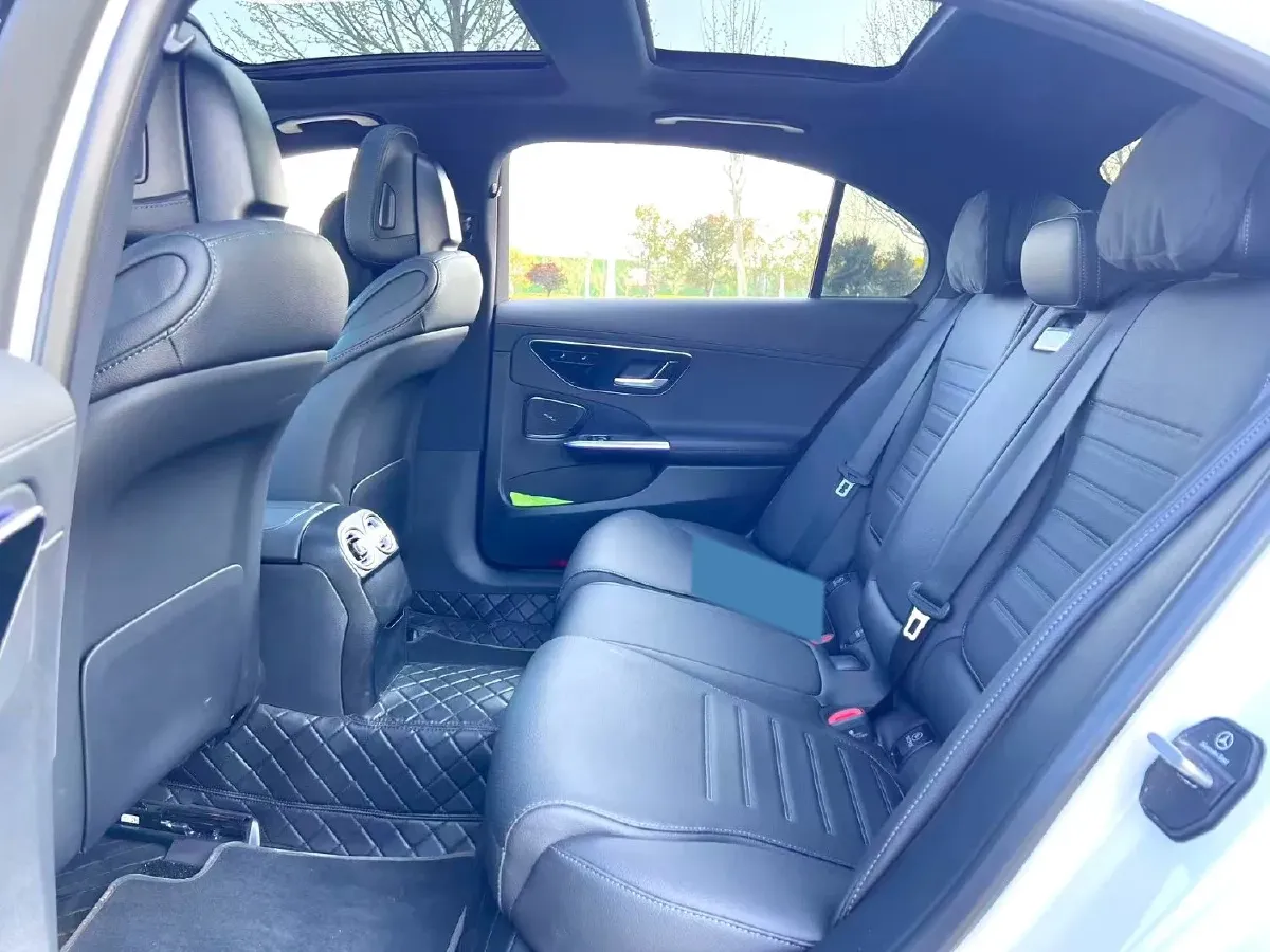 2025 Mercedes-Benz C Class 1.5T 204HP L4 9AT,autocango,china used car exporter,china ev exporter,chinese used car exporter,chinese used ev exporter