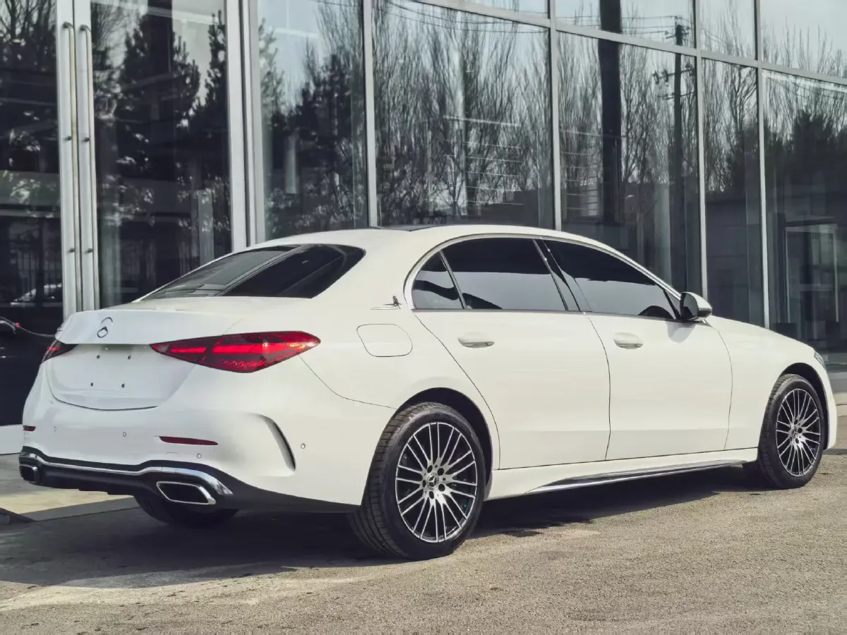 2025 Mercedes-Benz C Class 1.5T 204HP L4 9AT,autocango,china used car exporter,china ev exporter,chinese used car exporter,chinese used ev exporter