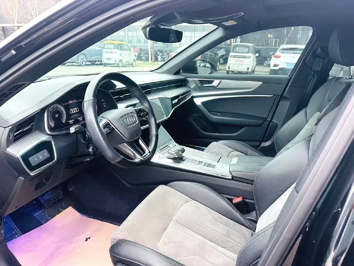 2020 Audi A6L 2.0T 224HP L4 7DCT,autocango,china used car exporter,china ev exporter,chinese used car exporter,chinese used ev exporter