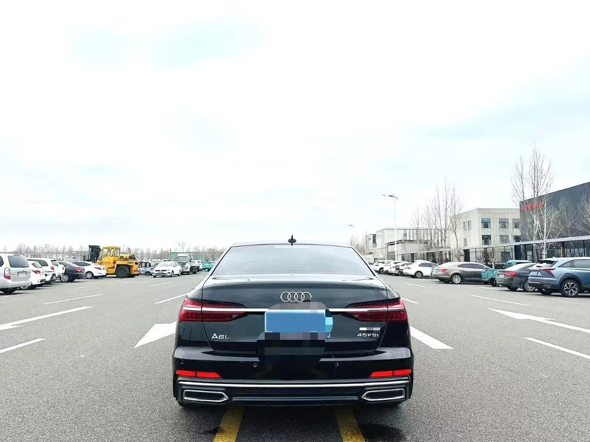 2020 Audi A6L 2.0T 224HP L4 7DCT,autocango,china used car exporter,china ev exporter,chinese used car exporter,chinese used ev exporter