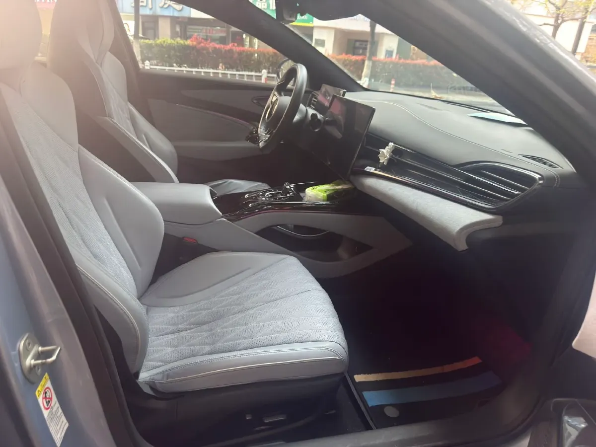 2022 MAXUS DaJia 5 BEV 70KWH,autocango,china used car exporter,china ev exporter,chinese used car exporter,chinese used ev exporter