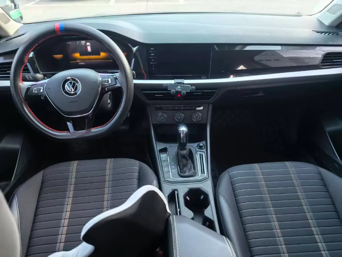 2021 Volkswagen Lavida 1.4T 150HP L4 7DCT,autocango,china used car exporter,china ev exporter,chinese used car exporter,chinese used ev exporter