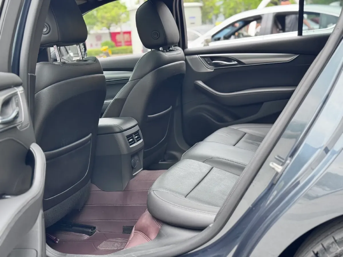 2021 Cadillac CT5 2.0T 237HP L4 10AT,autocango,china used car exporter,china ev exporter,chinese used car exporter,chinese used ev exporter