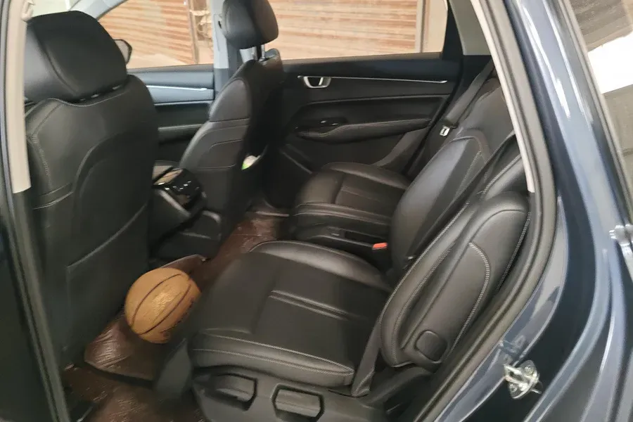 2020 WuLing KaiJie 1.5T 147HP L4 CVT,autocango,china used car exporter,china ev exporter,chinese used car exporter,chinese used ev exporter