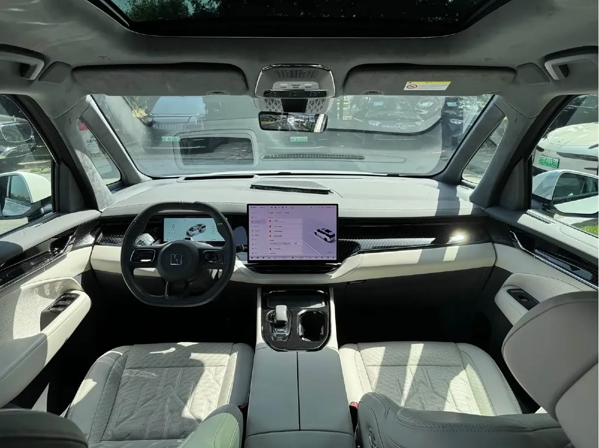 2024 Zeekr 009 BEV 108KWH,autocango,china used car exporter,china ev exporter,chinese used car exporter,chinese used ev exporter