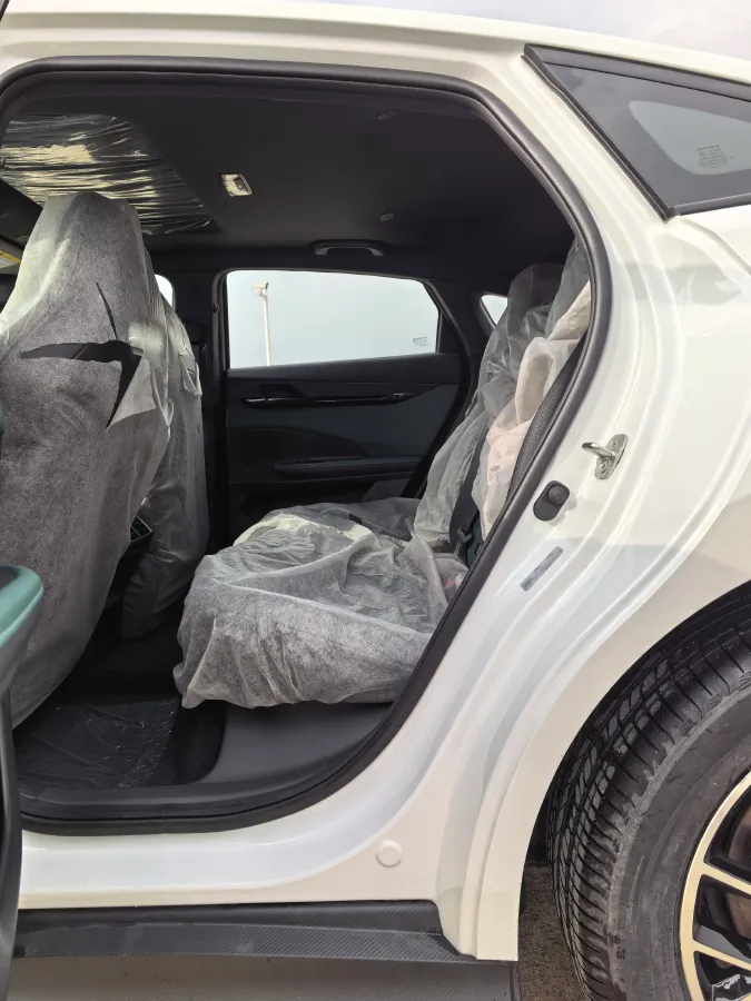 2024 ChangAn UNI-V iDD 1.5L 110HP L4 E-CVT PHEV 18.99KWH,autocango,china used car exporter,china ev exporter,chinese used car exporter,chinese used ev exporter