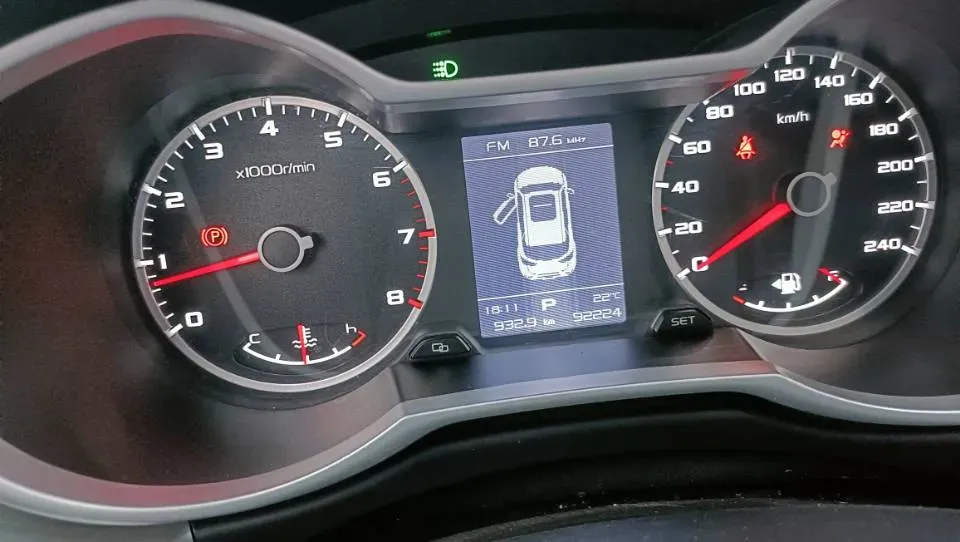 2016 Geely Azkarra 1.8T 184HP L4 6AT,autocango,china used car exporter,china ev exporter,chinese used car exporter,chinese used ev exporter