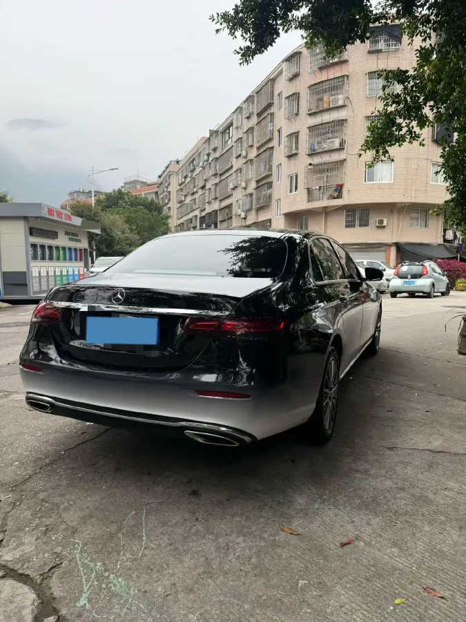 2022 Mercedes-Benz E Class 2.0T 197HP L4 9AT,autocango,china used car exporter,china ev exporter,chinese used car exporter,chinese used ev exporter