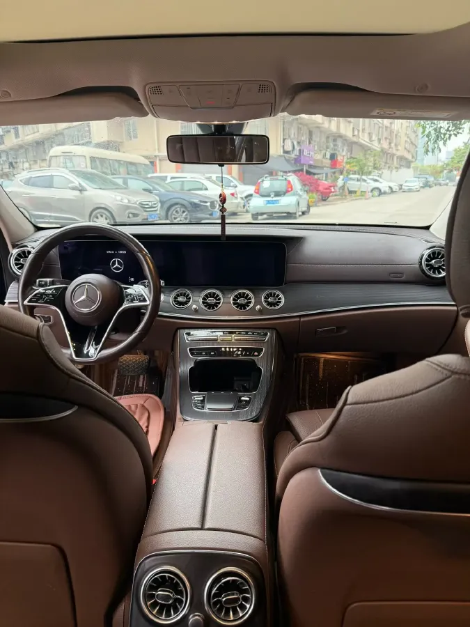 2022 Mercedes-Benz E Class 2.0T 197HP L4 9AT,autocango,china used car exporter,china ev exporter,chinese used car exporter,chinese used ev exporter