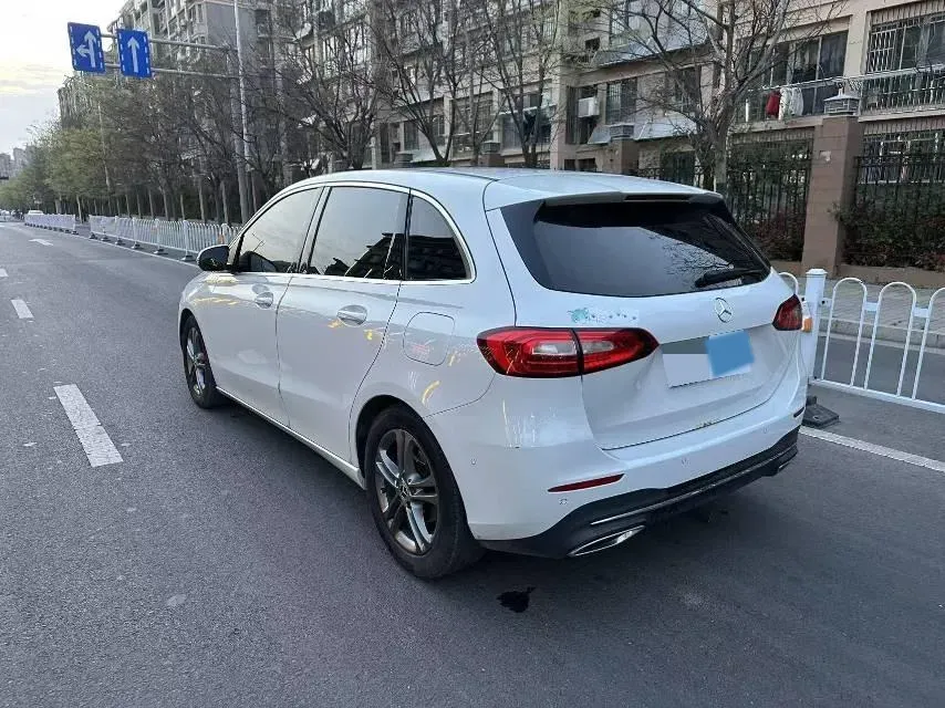 2020 Mercedes-Benz B Class 1.3T 136HP L4 7DCT,autocango,china used car exporter,china ev exporter,chinese used car exporter,chinese used ev exporter