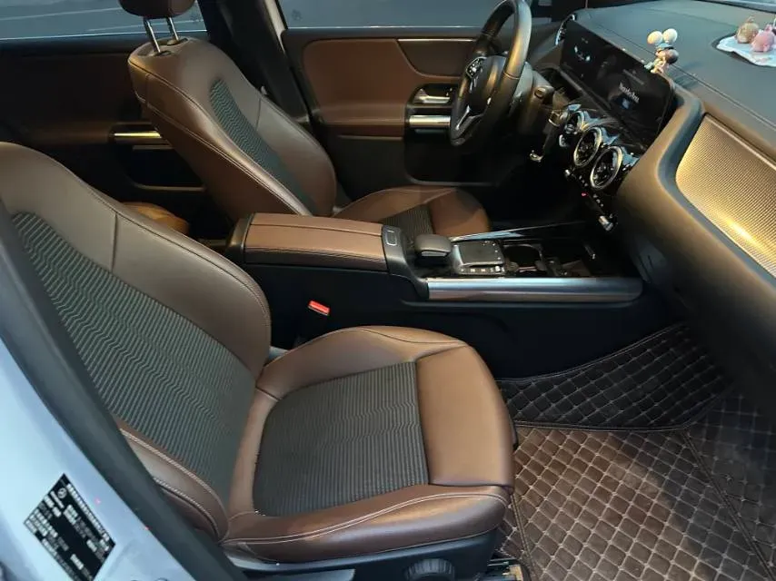 2020 Mercedes-Benz B Class 1.3T 136HP L4 7DCT,autocango,china used car exporter,china ev exporter,chinese used car exporter,chinese used ev exporter