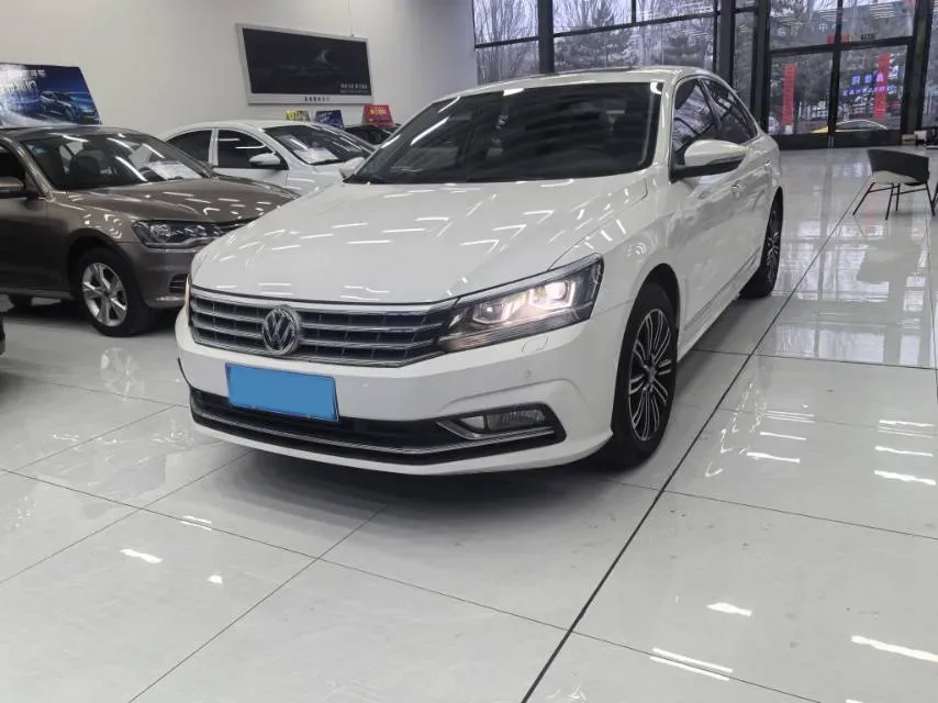 2017 Volkswagen Passat 1.8T 180HP L4 7DCT,autocango,china used car exporter,china ev exporter,chinese used car exporter,chinese used ev exporter