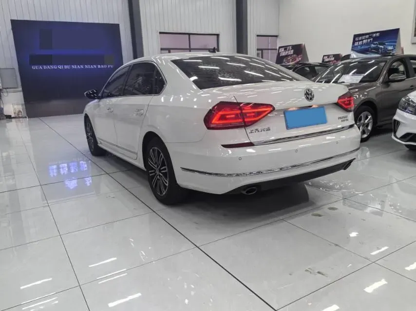 2017 Volkswagen Passat 1.8T 180HP L4 7DCT,autocango,china used car exporter,china ev exporter,chinese used car exporter,chinese used ev exporter