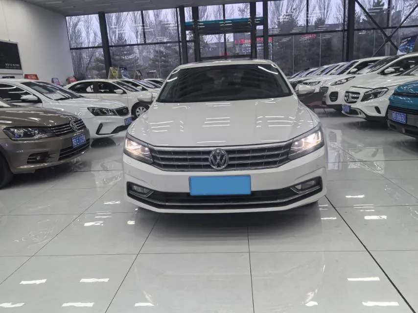 2017 Volkswagen Passat 1.8T 180HP L4 7DCT,autocango,china used car exporter,china ev exporter,chinese used car exporter,chinese used ev exporter
