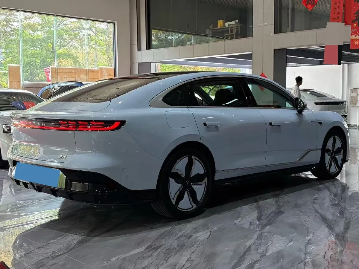 2023 Voyah ZhuiGuang BEV 82.11KWH,autocango,china used car exporter,china ev exporter,chinese used car exporter,chinese used ev exporter