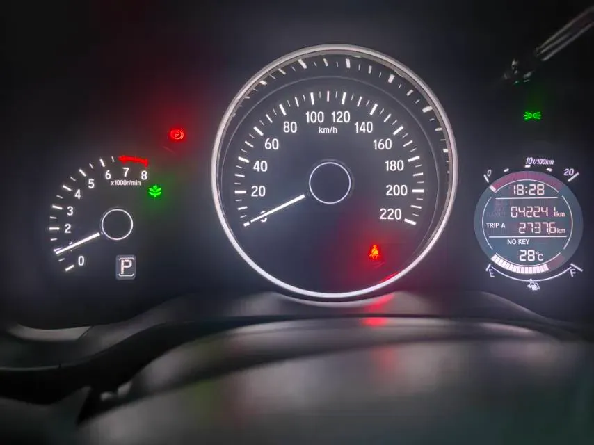 2020 Honda Vezel 1.5L 131HP L4 CVT,autocango,china used car exporter,china ev exporter,chinese used car exporter,chinese used ev exporter