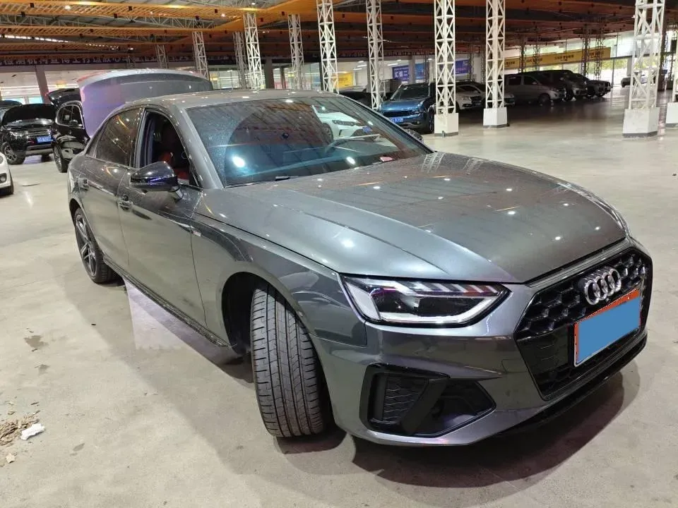 2024 Audi A4L 2.0T 190HP L4 7DCT,autocango,china used car exporter,china ev exporter,chinese used car exporter,chinese used ev exporter