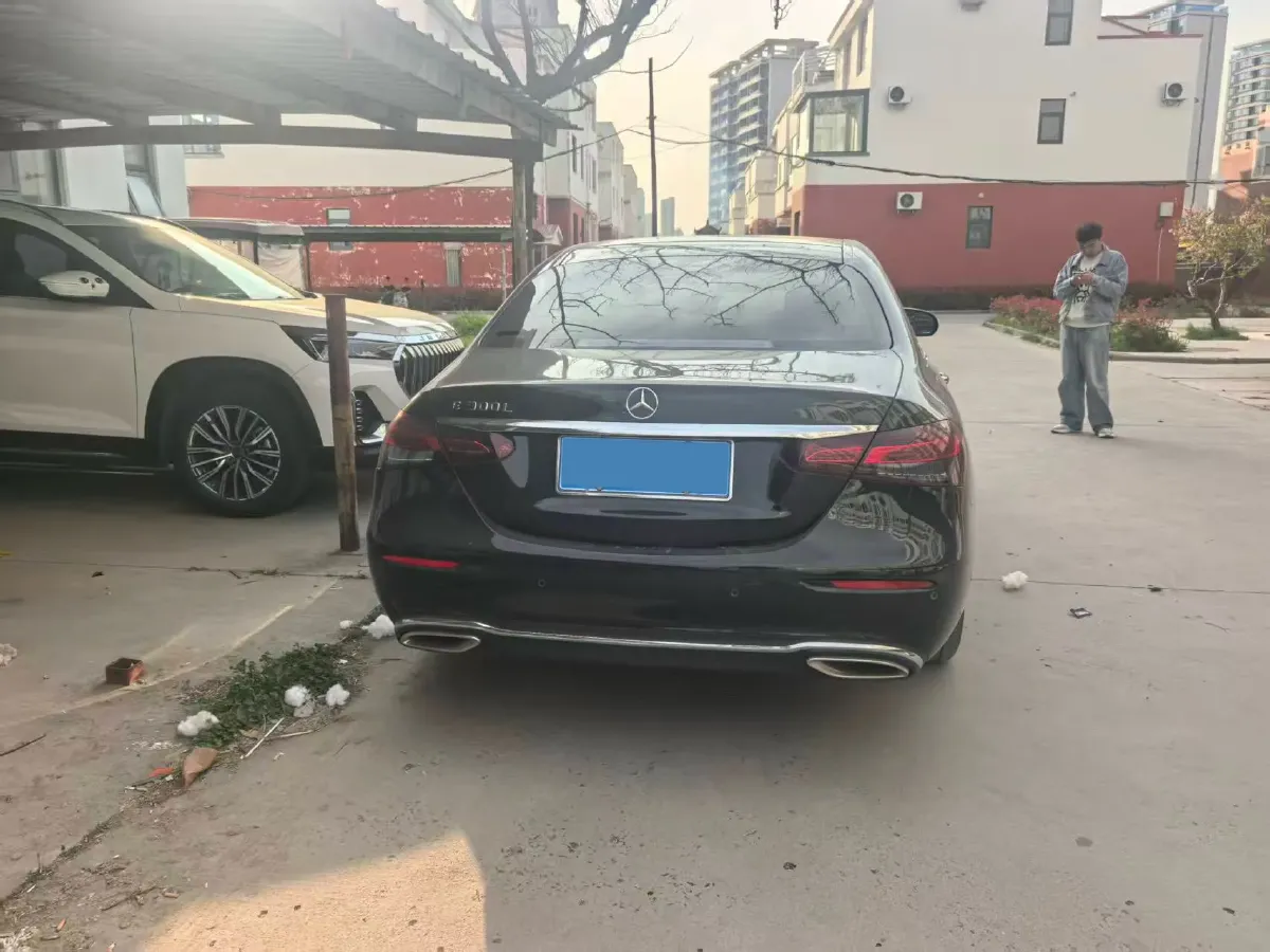 2022 Mercedes-Benz E Class 2.0T 258HP L4 9AT,autocango,china used car exporter,china ev exporter,chinese used car exporter,chinese used ev exporter