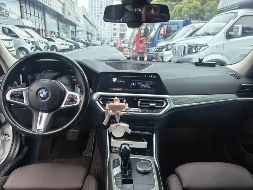 2021 BMW 3 Series 2.0T 184HP L4 8AT,autocango,china used car exporter,china ev exporter,chinese used car exporter,chinese used ev exporter