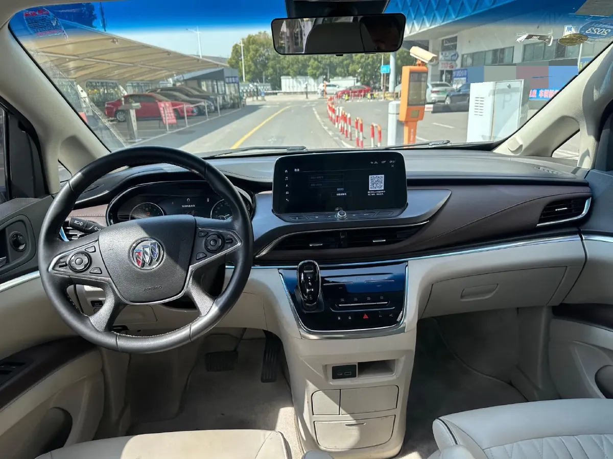 2022 Buick GL8 2.0T 237HP L4 9AT,autocango,china used car exporter,china ev exporter,chinese used car exporter,chinese used ev exporter