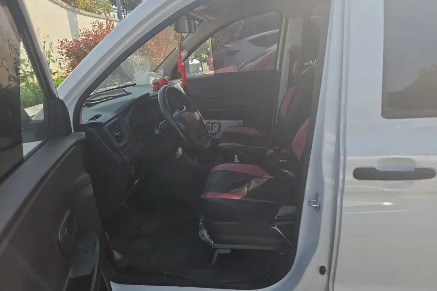 2021 ChangAn KuaYue New Leopard T3 1.6L 122HP L4 5MT,autocango,china used car exporter,china ev exporter,chinese used car exporter,chinese used ev exporter