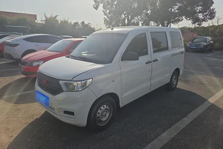 2021 ChangAn KuaYue New Leopard T3 1.6L 122HP L4 5MT,autocango,china used car exporter,china ev exporter,chinese used car exporter,chinese used ev exporter
