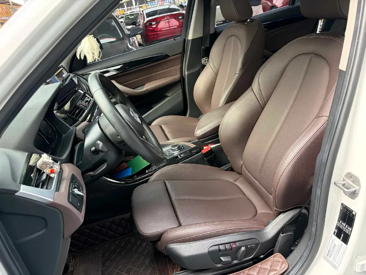 2020 BMW X1 1.5T 140HP L3 7DCT,autocango,china used car exporter,china ev exporter,chinese used car exporter,chinese used ev exporter