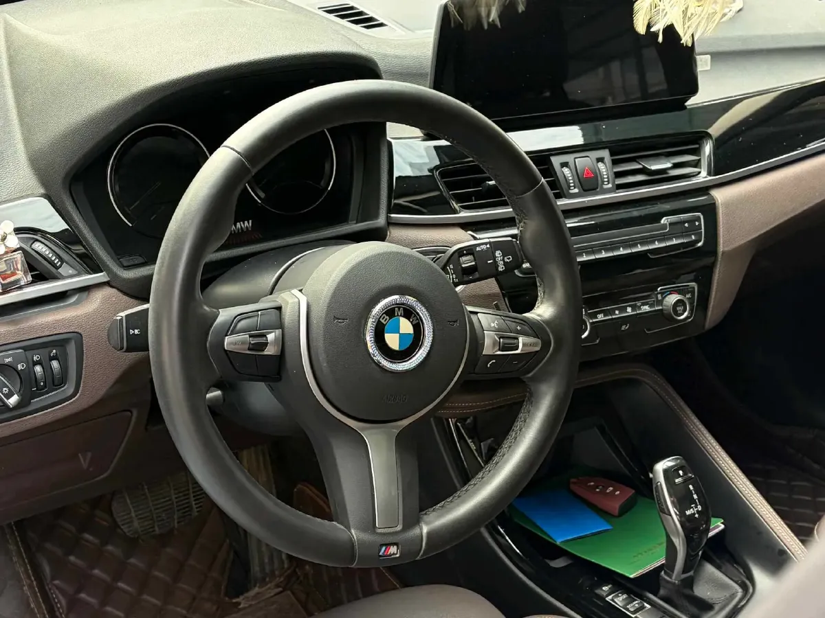 2020 BMW X1 1.5T 140HP L3 7DCT,autocango,china used car exporter,china ev exporter,chinese used car exporter,chinese used ev exporter