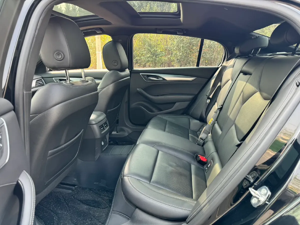 2023 Cadillac CT5 2.0T 237HP L4 10AT,autocango,china used car exporter,china ev exporter,chinese used car exporter,chinese used ev exporter