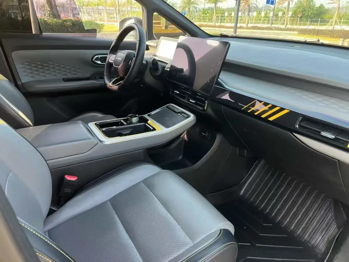 2022 Geely Okavango 1.8T 184HP L4 7DCT,autocango,china used car exporter,china ev exporter,chinese used car exporter,chinese used ev exporter