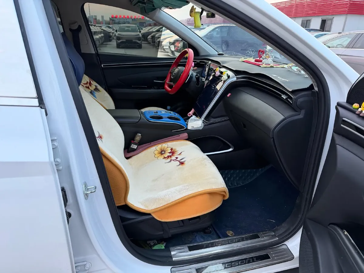 2023 Hyundai Tucson 1.5T 200HP L4 8AT,autocango,china used car exporter,china ev exporter,chinese used car exporter,chinese used ev exporter