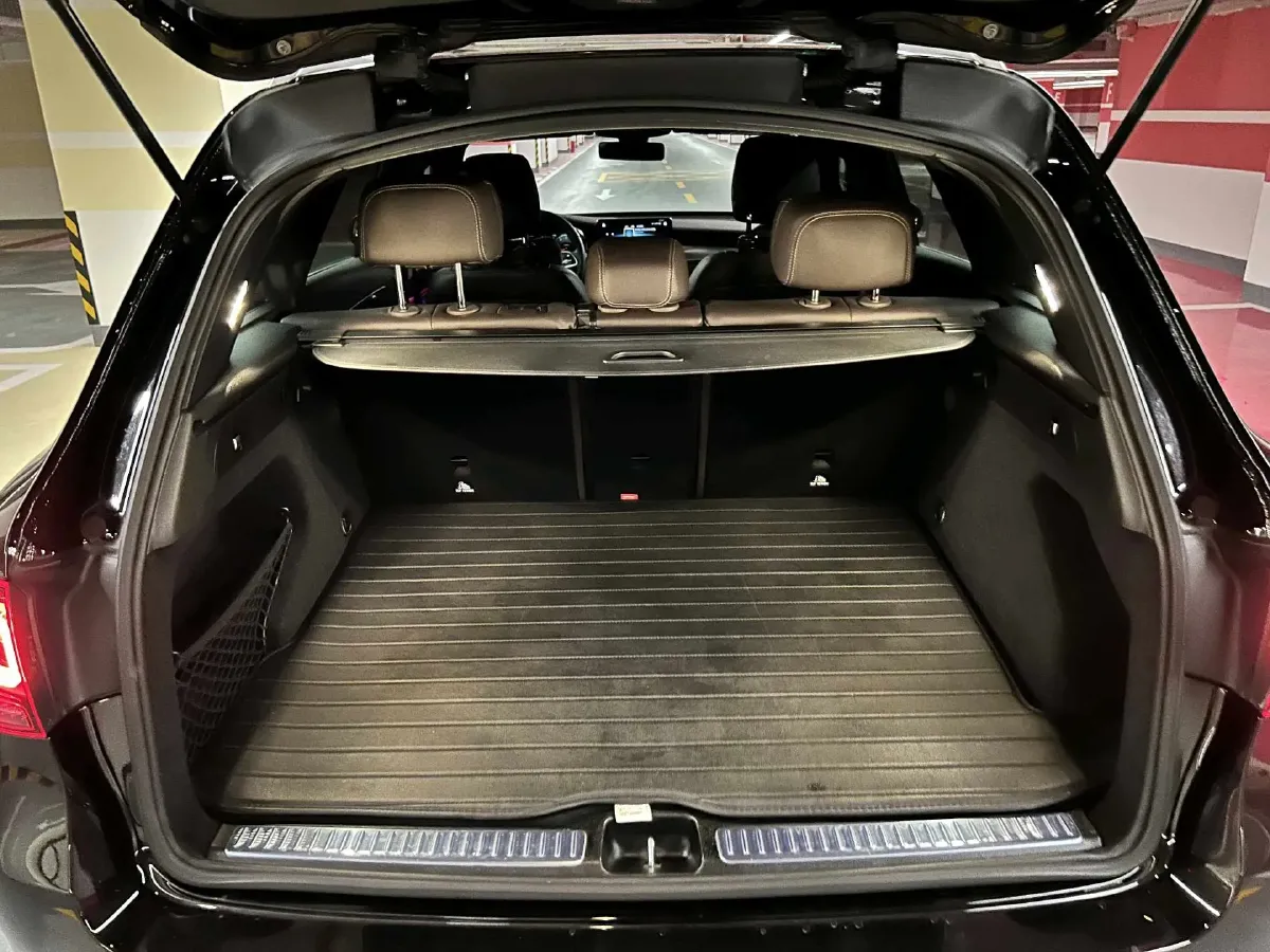 2022 Mercedes-Benz GLC Class 2.0T 258HP L4 9AT,autocango,china used car exporter,china ev exporter,chinese used car exporter,chinese used ev exporter