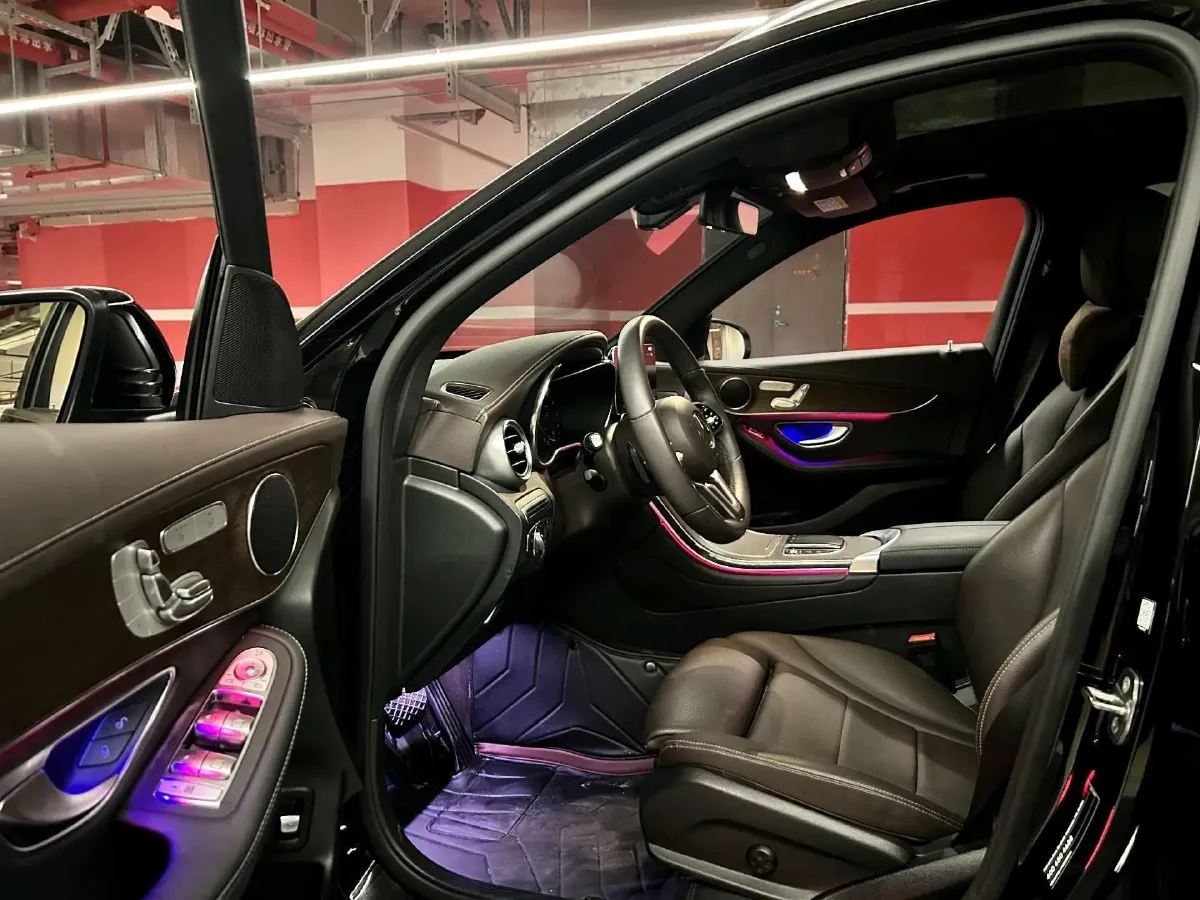 2022 Mercedes-Benz GLC Class 2.0T 258HP L4 9AT,autocango,china used car exporter,china ev exporter,chinese used car exporter,chinese used ev exporter