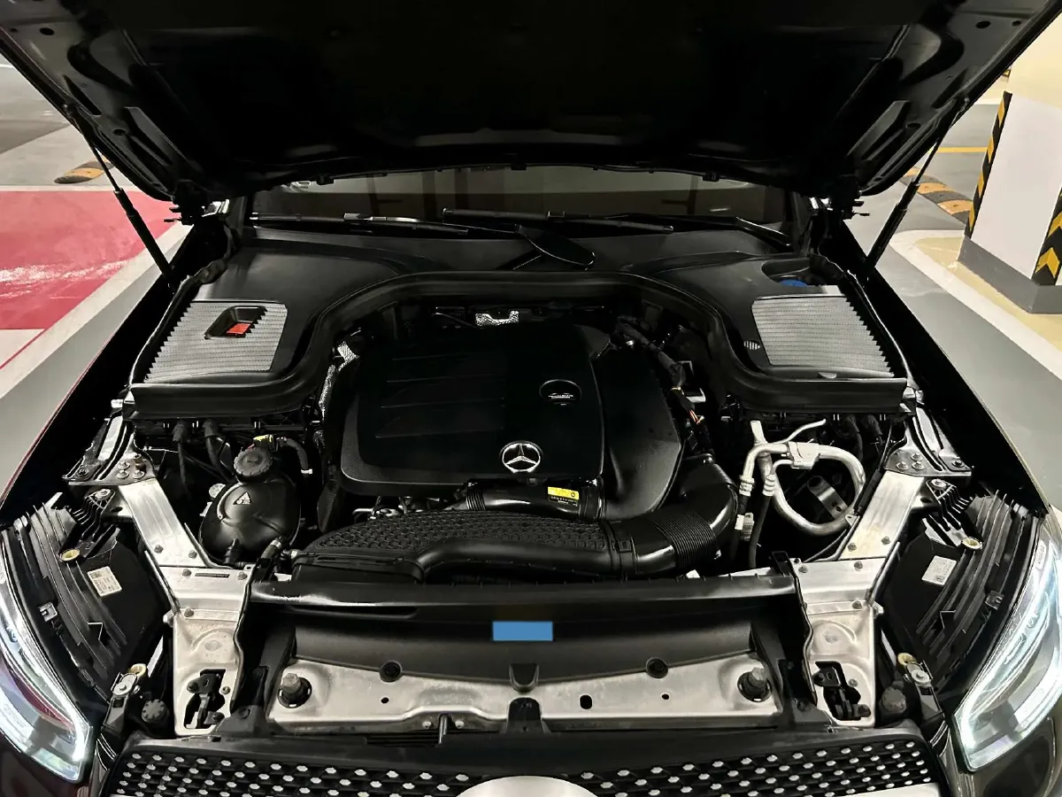 2022 Mercedes-Benz GLC Class 2.0T 258HP L4 9AT,autocango,china used car exporter,china ev exporter,chinese used car exporter,chinese used ev exporter