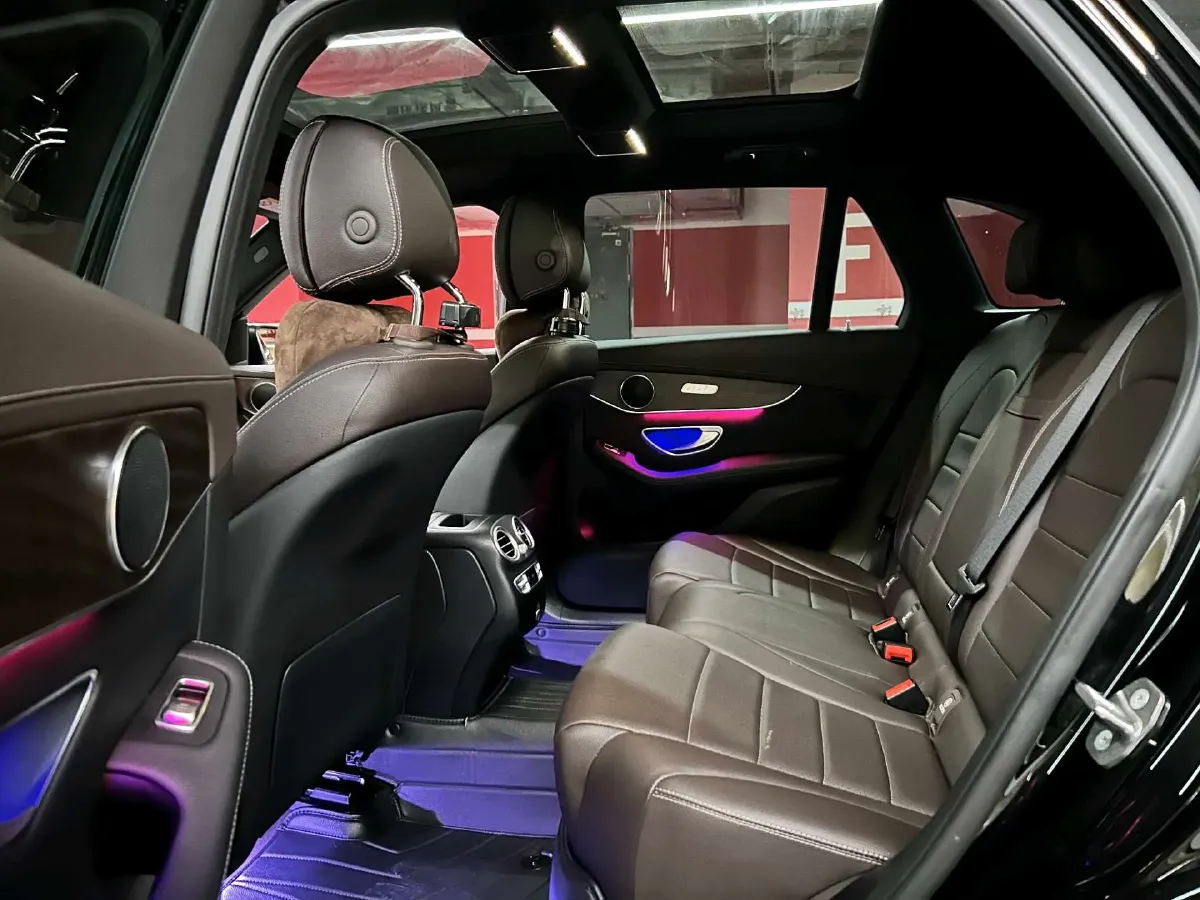 2022 Mercedes-Benz GLC Class 2.0T 258HP L4 9AT,autocango,china used car exporter,china ev exporter,chinese used car exporter,chinese used ev exporter