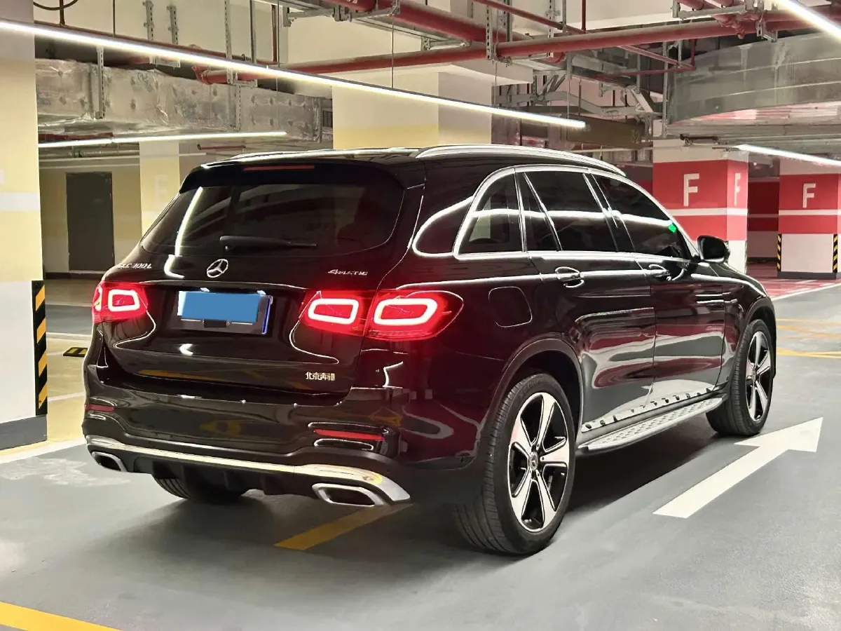 2022 Mercedes-Benz GLC Class 2.0T 258HP L4 9AT,autocango,china used car exporter,china ev exporter,chinese used car exporter,chinese used ev exporter