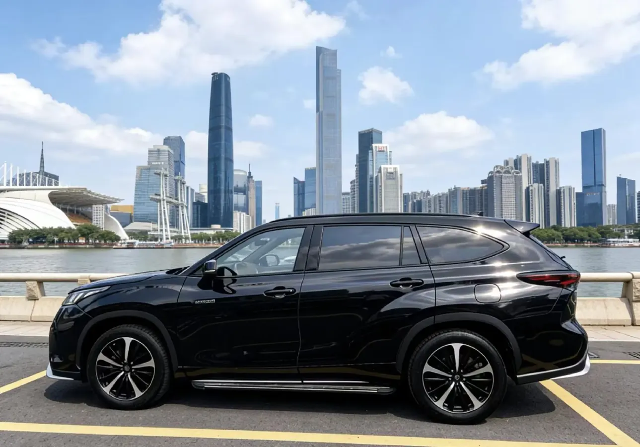 2023 Toyota Crown Kluger 2.5L 189HP L4 E-CVT Hybrid,autocango,china used car exporter,china ev exporter,chinese used car exporter,chinese used ev exporter