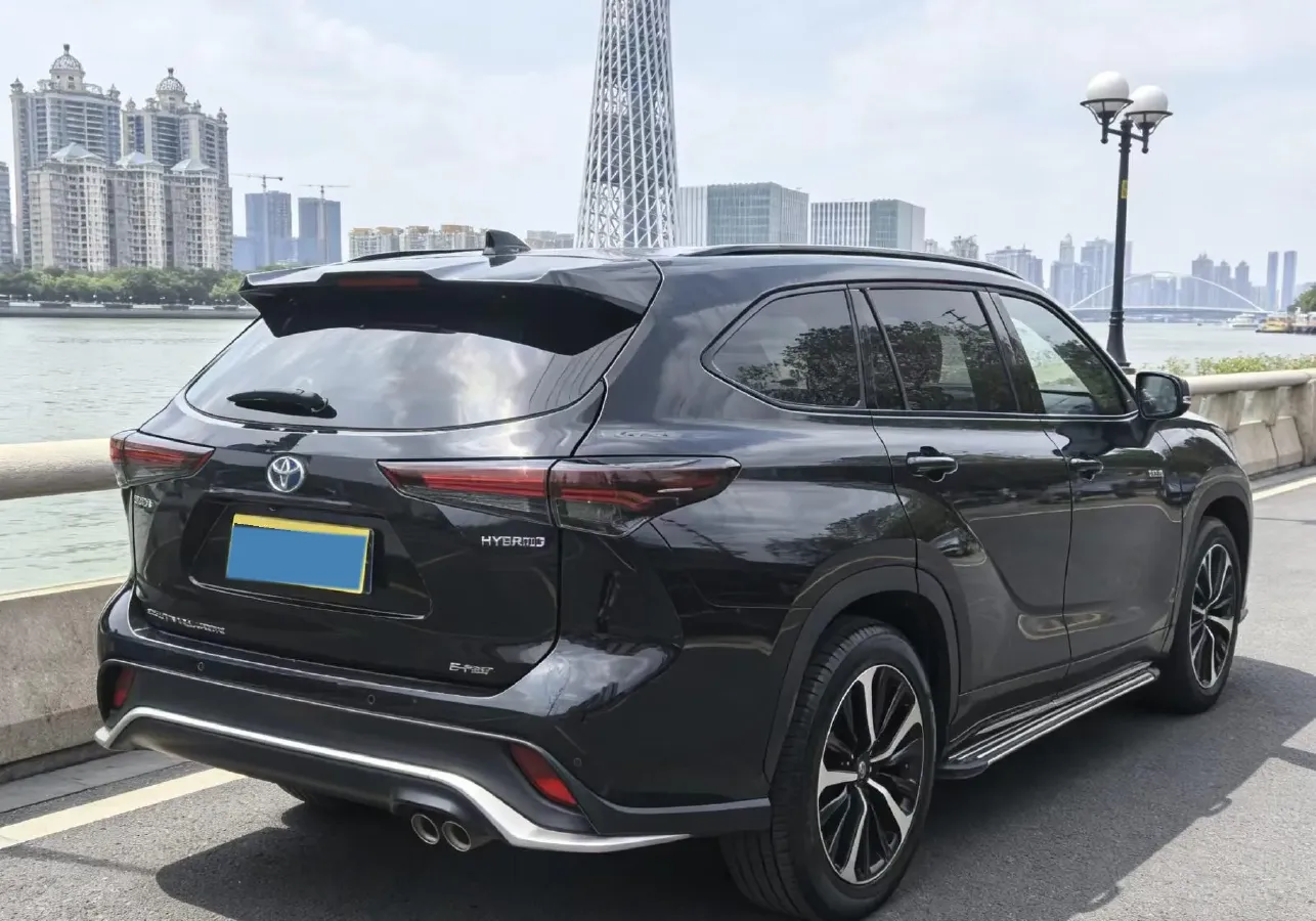 2023 Toyota Crown Kluger 2.5L 189HP L4 E-CVT Hybrid,autocango,china used car exporter,china ev exporter,chinese used car exporter,chinese used ev exporter