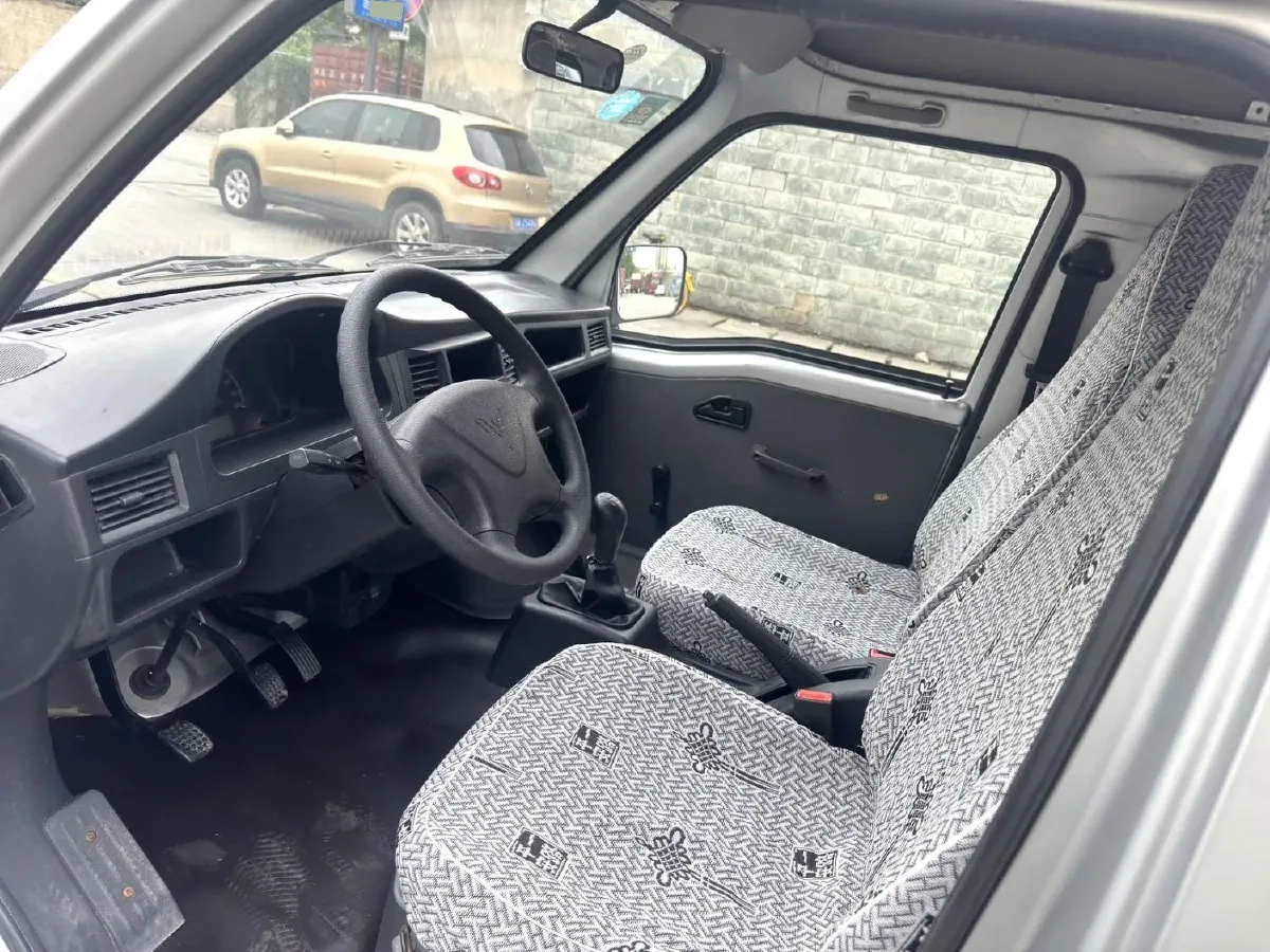 2019 WuLing ZhiGuang 1.2L 82HP L4 5MT,autocango,china used car exporter,china ev exporter,chinese used car exporter,chinese used ev exporter