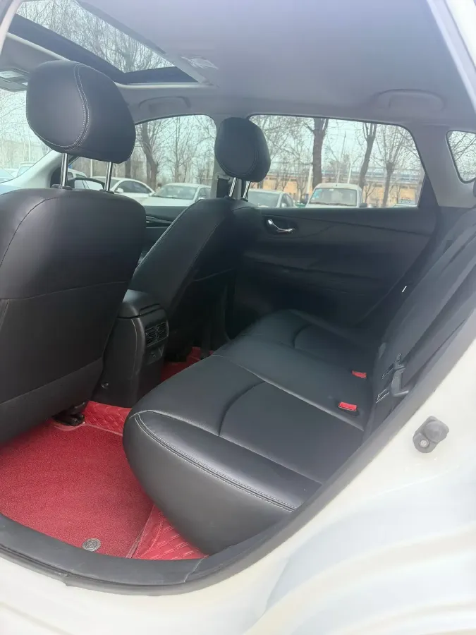 2021 Nissan Tiida 1.6L 122HP L4 CVT,autocango,china used car exporter,china ev exporter,chinese used car exporter,chinese used ev exporter