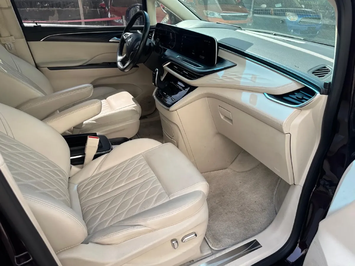 2021 Buick GL8 2.0T 237HP L4 9AT,autocango,china used car exporter,china ev exporter,chinese used car exporter,chinese used ev exporter