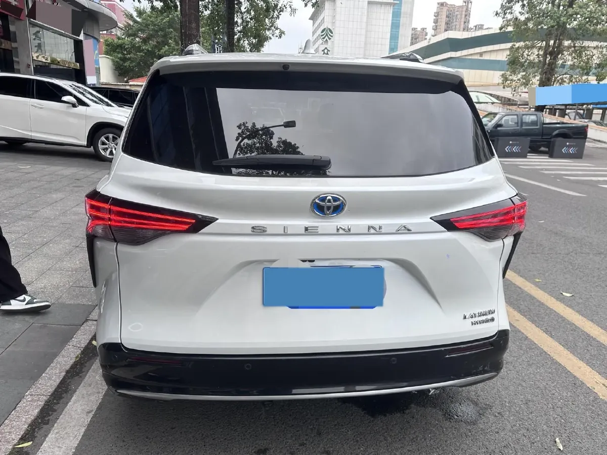 2021 Toyota Sienna 2.5L 192HP L4 E-CVT Hybrid,autocango,china used car exporter,china ev exporter,chinese used car exporter,chinese used ev exporter