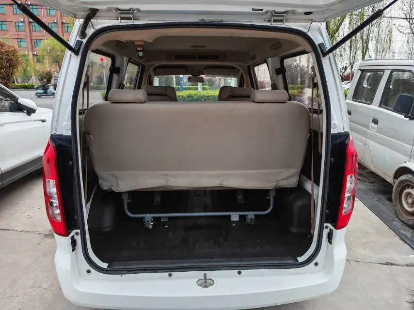 2019 WuLing HongGuang V 1.5L 105HP L4 5MT,autocango,china used car exporter,china ev exporter,chinese used car exporter,chinese used ev exporter