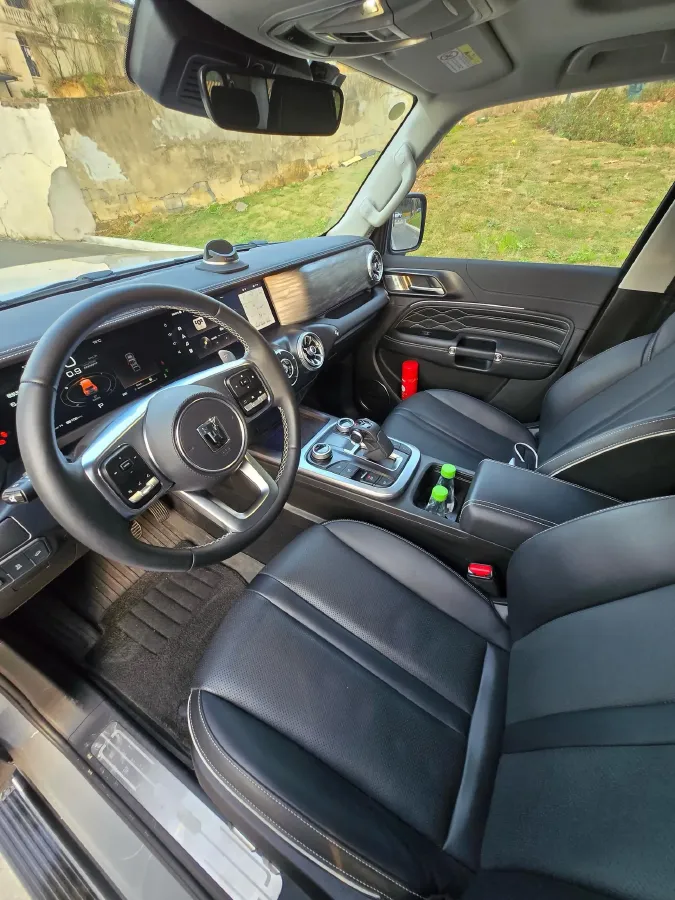 2021 Tank 300 2.0T 227HP L4 8AT,autocango,china used car exporter,china ev exporter,chinese used car exporter,chinese used ev exporter