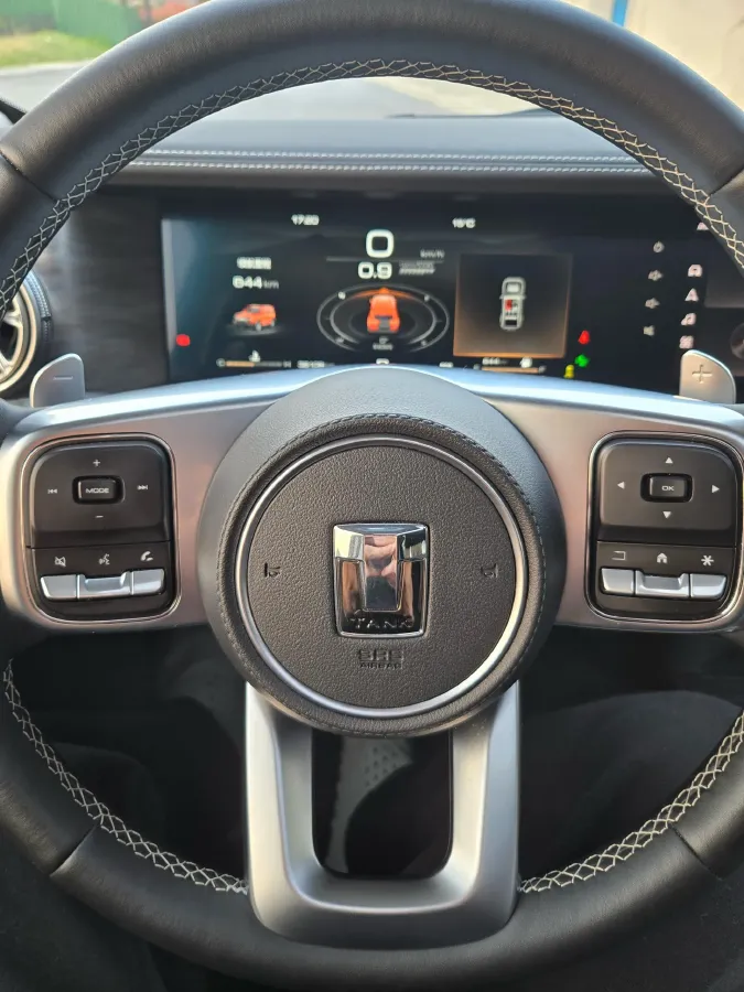 2021 Tank 300 2.0T 227HP L4 8AT,autocango,china used car exporter,china ev exporter,chinese used car exporter,chinese used ev exporter