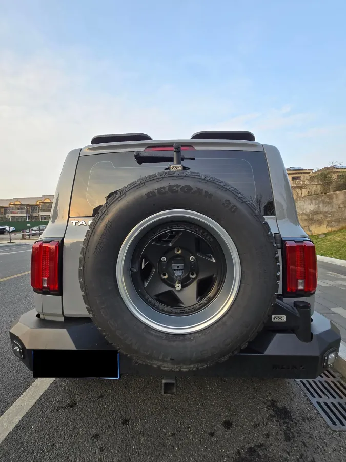 2021 Tank 300 2.0T 227HP L4 8AT,autocango,china used car exporter,china ev exporter,chinese used car exporter,chinese used ev exporter